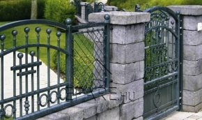 Castello kerítés alapkő